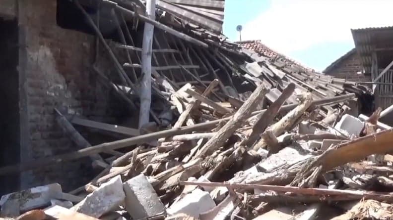 Kronologi Pabrik Tahu Hancur di Nganjuk, Ketel Uap Berukuran Besar Tiba-Tiba Meledak Kronologi Pabrik Tahu Hancur di Nganjuk, Ketel Uap Berukuran Besar Tiba-Tiba Meledak