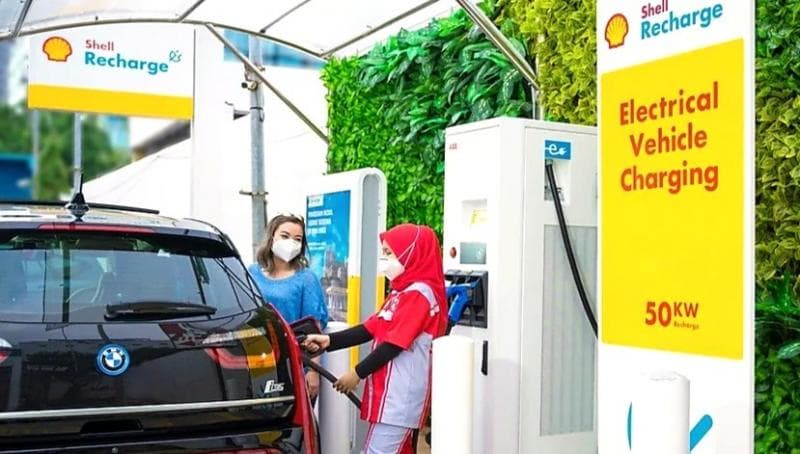 Shell Akan Tutup 1.000 SPBU, Fokus Kembangkan Charging Kendaraan Listrik Shell Akan Tutup 1.000 SPBU, Fokus Kembangkan Charging Kendaraan Listrik