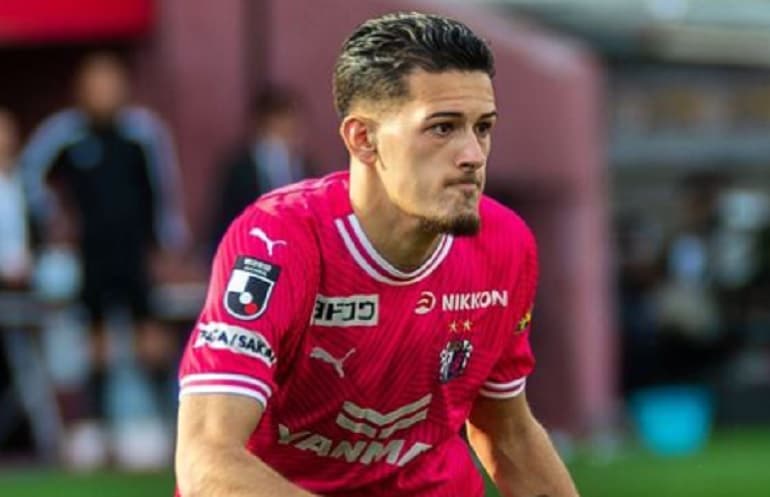 Pelatih Cerezo Osaka Sebut Justin Hubner Punya 3 Skill Spesial, Apa Saja? Pelatih Cerezo Osaka Sebut Justin Hubner Punya 3 Skill Spesial, Apa Saja?