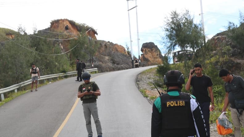 Sopir Angkutan Umum dan Tukang Ojek Ditikam OTK di Paniai, 1 Orang Tewas Sopir Angkutan Umum dan Tukang Ojek Ditikam OTK di Paniai, 1 Orang Tewas