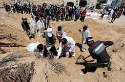 Bulu Kuduk Komisioner HAM PBB Merinding Dengar Laporan Kuburan Massal di Berbagai RS Gaza