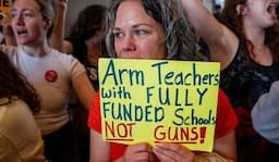 Negara Bagian di AS Ini Sahkan UU Guru Boleh Bawa Senjata Api ke Sekolah