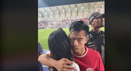 Timnas Indonesia Kalah Lawan Uzbekistan, Azizah Salsha Beri Pelukan Hangat untuk Pratama Arhan