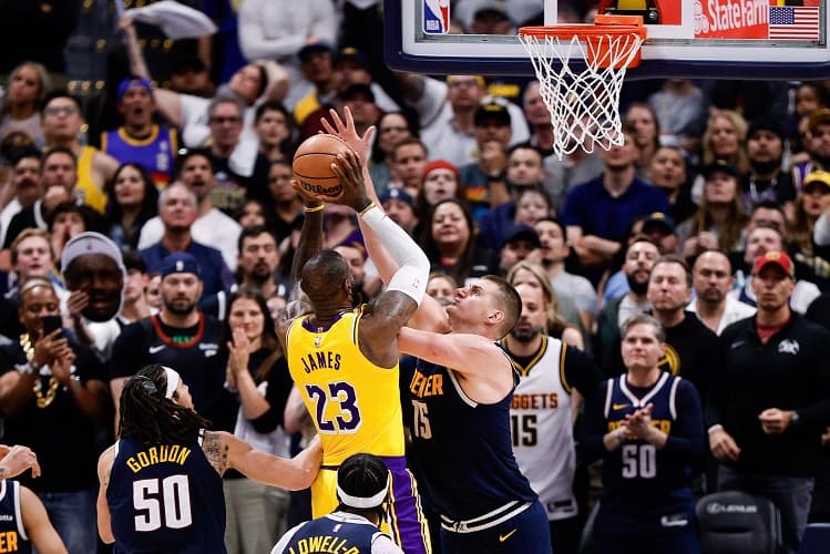 Hasil Playoff NBA: Kalah Lagi dari Nuggets, Lakers Gagal ke Semifinal Hasil Playoff NBA: Kalah Lagi dari Nuggets, Lakers Gagal ke Semifinal