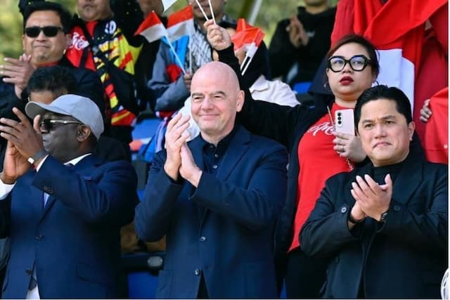 Presiden FIFA Nonton Langsung Timnas Indonesia U-23 Vs Guinea Bareng Erick Thohir: Saya Senang Sekali!