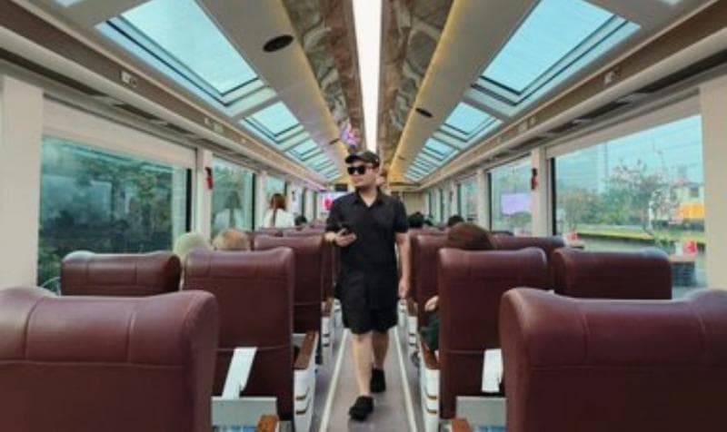 Warga Malaysia Terpesona Kereta Panoramic, Lebih Memorable Bisa Lihat Pemandangan Indah Warga Malaysia Terpesona Kereta Panoramic, Lebih Memorable Bisa Lihat Pemandangan Indah