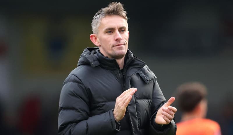 Man United Lirik Pelatih Elkan Baggott untuk Gantikan Erik ten Hag Man United Lirik Pelatih Elkan Baggott untuk Gantikan Erik ten Hag