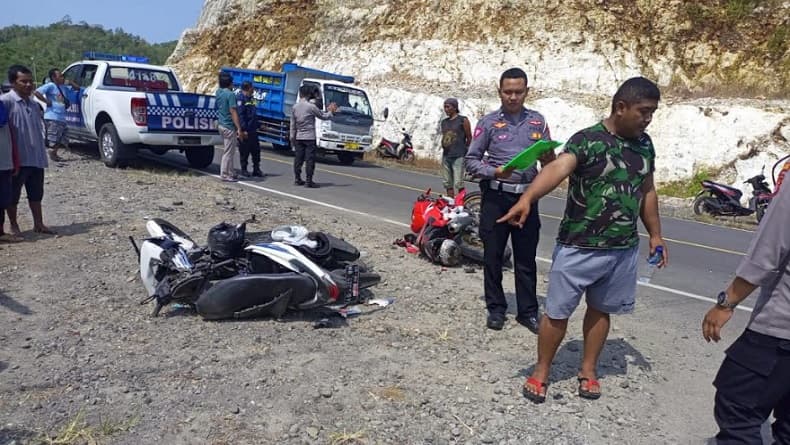 Honda Vario Adu Banteng dengan Rombongan Motor Sport, Perawat Cantik RSUD Wonosari Tewas Honda Vario Adu Banteng dengan Rombongan Motor Sport, Perawat Cantik RSUD Wonosari Tewas