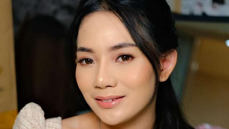 Profil dan Biodata Berlliana Lovell, Selebgram yang Ingin Ubah Imej Seksi karena Akan Menikah Profil dan Biodata Berlliana Lovell, Selebgram yang Ingin Ubah Imej Seksi karena Akan Menikah