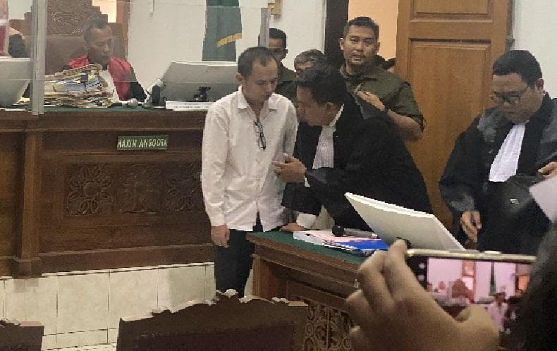 Panca Pembunuh 4 Anak Kandung Didakwa Pembunuhan Berencana, Dijerat Pasal Berlapis Panca Pembunuh 4 Anak Kandung Didakwa Pembunuhan Berencana, Dijerat Pasal Berlapis