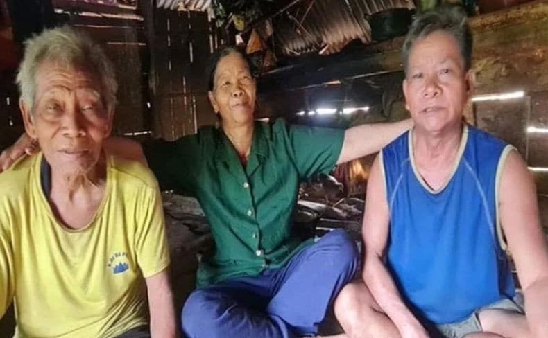 Viral! 2 Pria Kakak-Adik Berbagi Istri yang Sama, Hidup Rukun Punya 10 Anak Viral! 2 Pria Kakak-Adik Berbagi Istri yang Sama, Hidup Rukun Punya 10 Anak