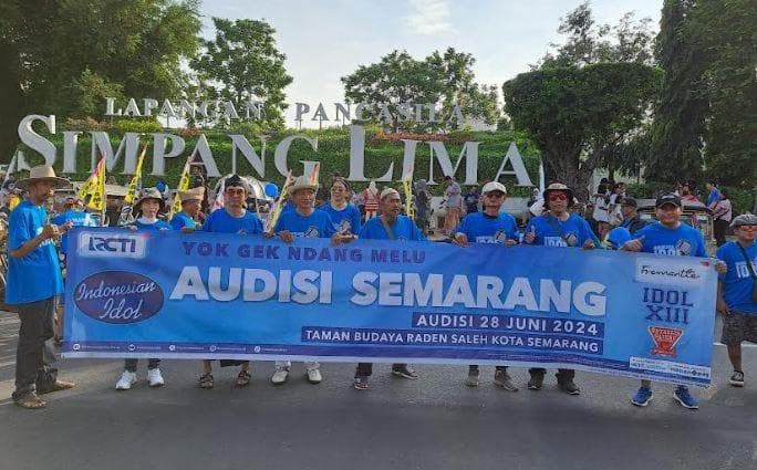 Antusiasme Warga Semarang Sambut Audisi Indonesian Idol 2024 di CFD Simpanglima Antusiasme Warga Semarang Sambut Audisi Indonesian Idol 2024 di CFD Simpanglima