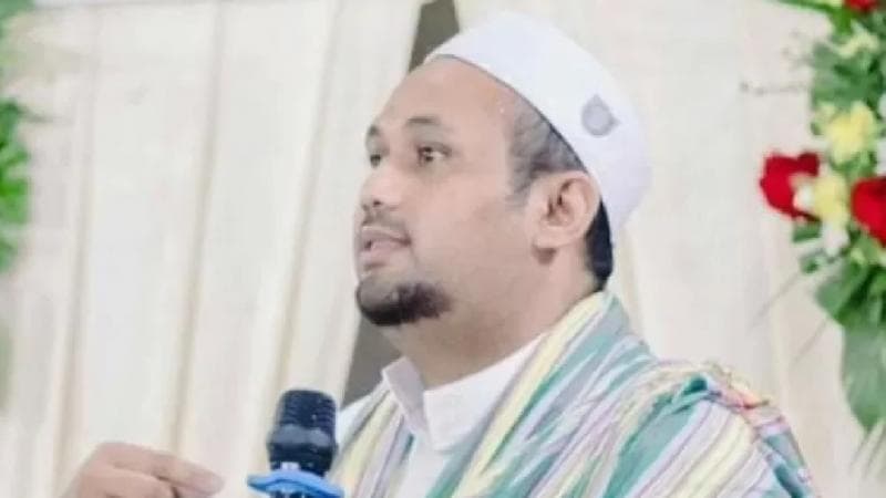 Profil Habib Jafar Shodiq: Dai Muda Inspiratif yang Jadi Korban Kecelakaan di Tol Solo- Ngawi Profil Habib Jafar Shodiq: Dai Muda Inspiratif yang Jadi Korban Kecelakaan di Tol Solo- Ngawi