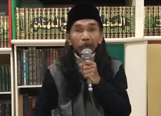 Sosok Abuya Mama Ghufron Penceramah asal Malang yang Viral Ngaku Bisa Bahasa Semut Sosok Abuya Mama Ghufron Penceramah asal Malang yang Viral Ngaku Bisa Bahasa Semut