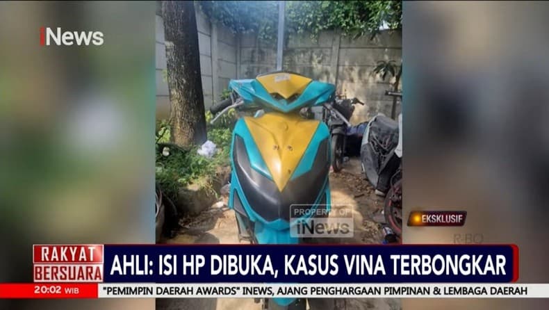 Penampakan Motor dan Helm Eki saat Meninggal Bersama Vina di Cirebon Penampakan Motor dan Helm Eki saat Meninggal Bersama Vina di Cirebon