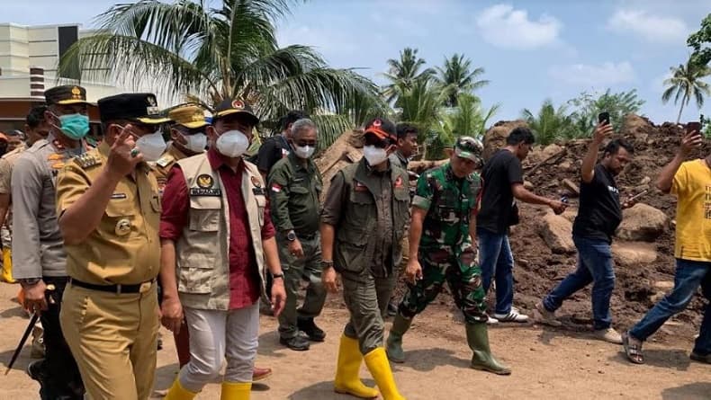 Update Banjir Bandang Ternate: Korban Tewas Bertambah Jadi 18 Orang, 185 Warga Terdampak Update Banjir Bandang Ternate: Korban Tewas Bertambah Jadi 18 Orang, 185 Warga Terdampak
