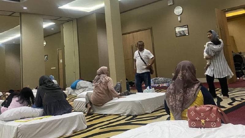 Puncak Bogor Macet Parah, Wisatawan Curhat Diberi Tempat Istirahat di Taman Safari Puncak Bogor Macet Parah, Wisatawan Curhat Diberi Tempat Istirahat di Taman Safari