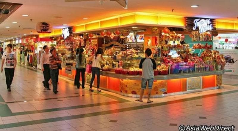 7 Tempat Belanja Murah di Kuala Lumpur, Jual Barang Branded Diskonnya Menggiurkan! 7 Tempat Belanja Murah di Kuala Lumpur, Jual Barang Branded Diskonnya Menggiurkan!