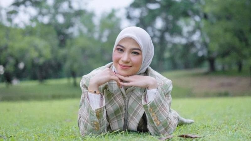 Profil dan Biodata Elsa Pitaloka, Penyanyi Muda Berbakat dari Bukittinggi Profil dan Biodata Elsa Pitaloka, Penyanyi Muda Berbakat dari Bukittinggi