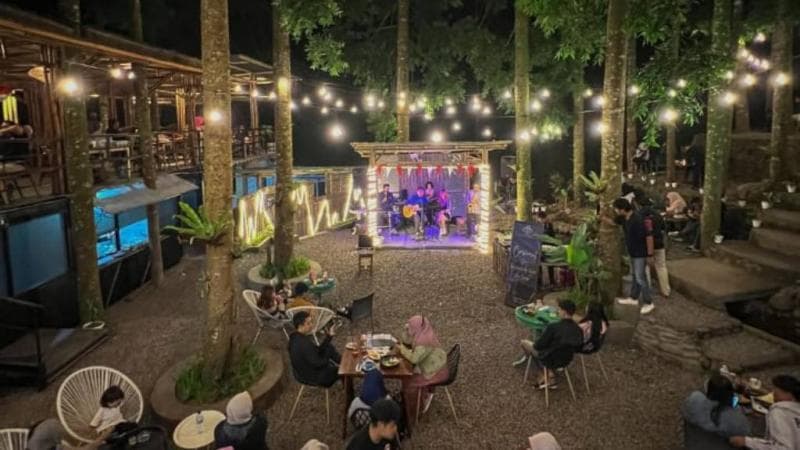 6 Tempat Nongkrong Murah di Bogor 24 Jam yang Estetik dan Instagramable 6 Tempat Nongkrong Murah di Bogor 24 Jam yang Estetik dan Instagramable