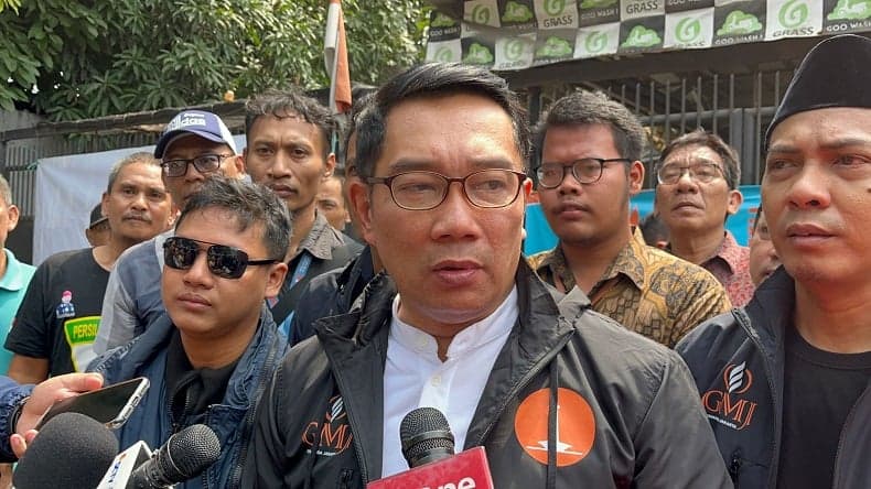 Curhat Anak Muda ke RK, Minta Warung Disediakan QR Code gegara Jarang Bawa Cash Curhat Anak Muda ke RK, Minta Warung Disediakan QR Code gegara Jarang Bawa Cash