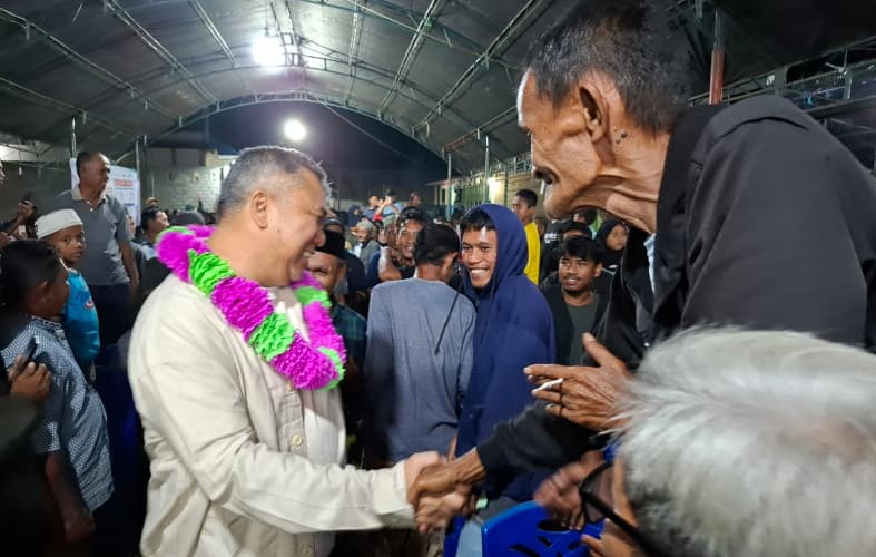 Cagub Sulteng Ahmad Ali Komitmen Perhatikan Pembangunan Rumah Ibadah Cagub Sulteng Ahmad Ali Komitmen Perhatikan Pembangunan Rumah Ibadah