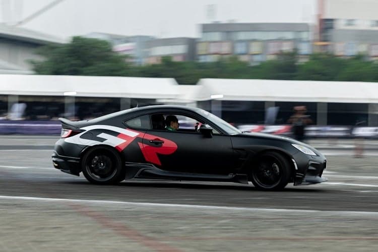 Sukses Digelar, Pameran Modifikasi IMX 2024 Catatkan Total Transaksi Rp8,7 Miliar Sukses Digelar, Pameran Modifikasi IMX 2024 Catatkan Total Transaksi Rp8,7 Miliar