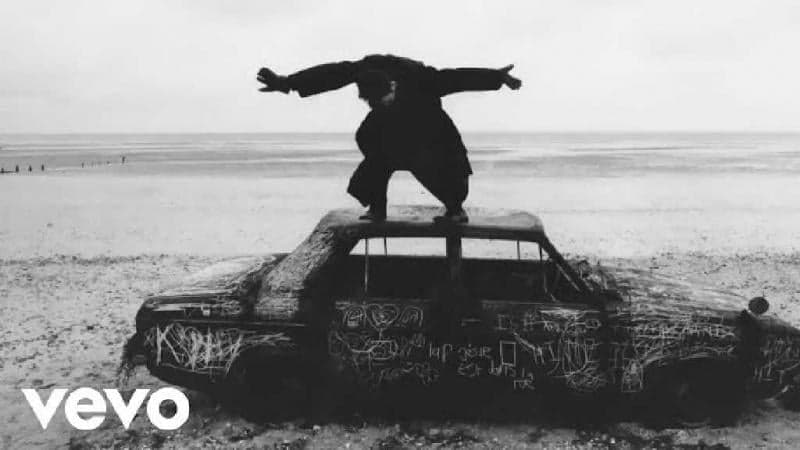 Makna Lagu About You - The 1975: Mengungkap Rasa Rindu yang Mendalam Makna Lagu About You - The 1975: Mengungkap Rasa Rindu yang Mendalam