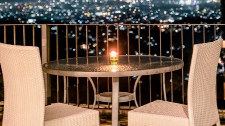 7 Tempat Nongkrong di Dago Malam Hari, Nomor 2 Suasana Romantis Cocok untuk Dinner 7 Tempat Nongkrong di Dago Malam Hari, Nomor 2 Suasana Romantis Cocok untuk Dinner