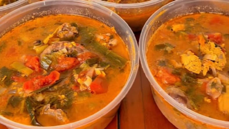 10 Tempat Nongkrong di Kota Bitung, Nomor 8 Tersedia Masakan Khas Manado 10 Tempat Nongkrong di Kota Bitung, Nomor 8 Tersedia Masakan Khas Manado