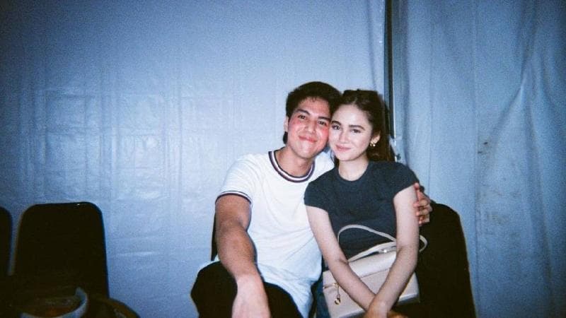 Syifa Hadju Cerita Awal PDKT dengan El Rumi, Ngobrol Pertama di Instagram Lanjut Makan Bareng Syifa Hadju Cerita Awal PDKT dengan El Rumi, Ngobrol Pertama di Instagram Lanjut Makan Bareng