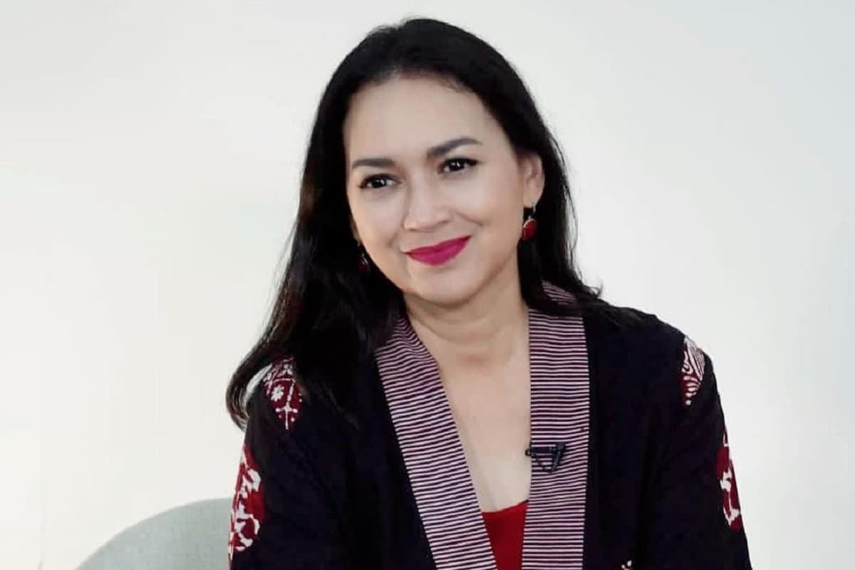 Biodata dan Agama Ira Wibowo, Aktris Senior Cantik Blasteran Jerman Biodata dan Agama Ira Wibowo, Aktris Senior Cantik Blasteran Jerman