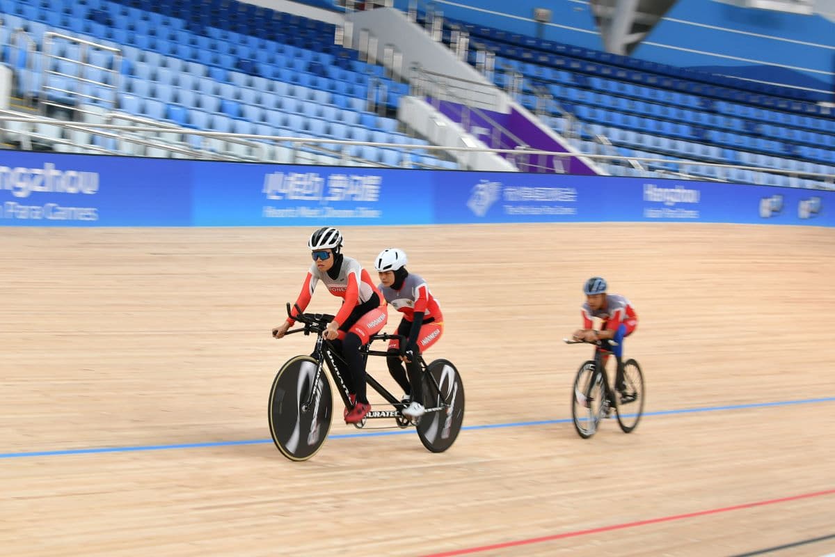 Asian Para Games 2022: Demi Tampil Maksimal, Atlet Para-Balap Sepeda Indonesia Uji Coba Venue Perlombaan Asian Para Games 2022: Demi Tampil Maksimal, Atlet Para-Balap Sepeda Indonesia Uji Coba Venue Perlombaan