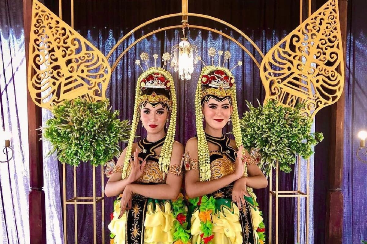 Mengenal Muang Sangkal, Tarian Tradisional Madura Tempat Lahir Cawapres Mahfud MD Mengenal Muang Sangkal, Tarian Tradisional Madura Tempat Lahir Cawapres Mahfud MD