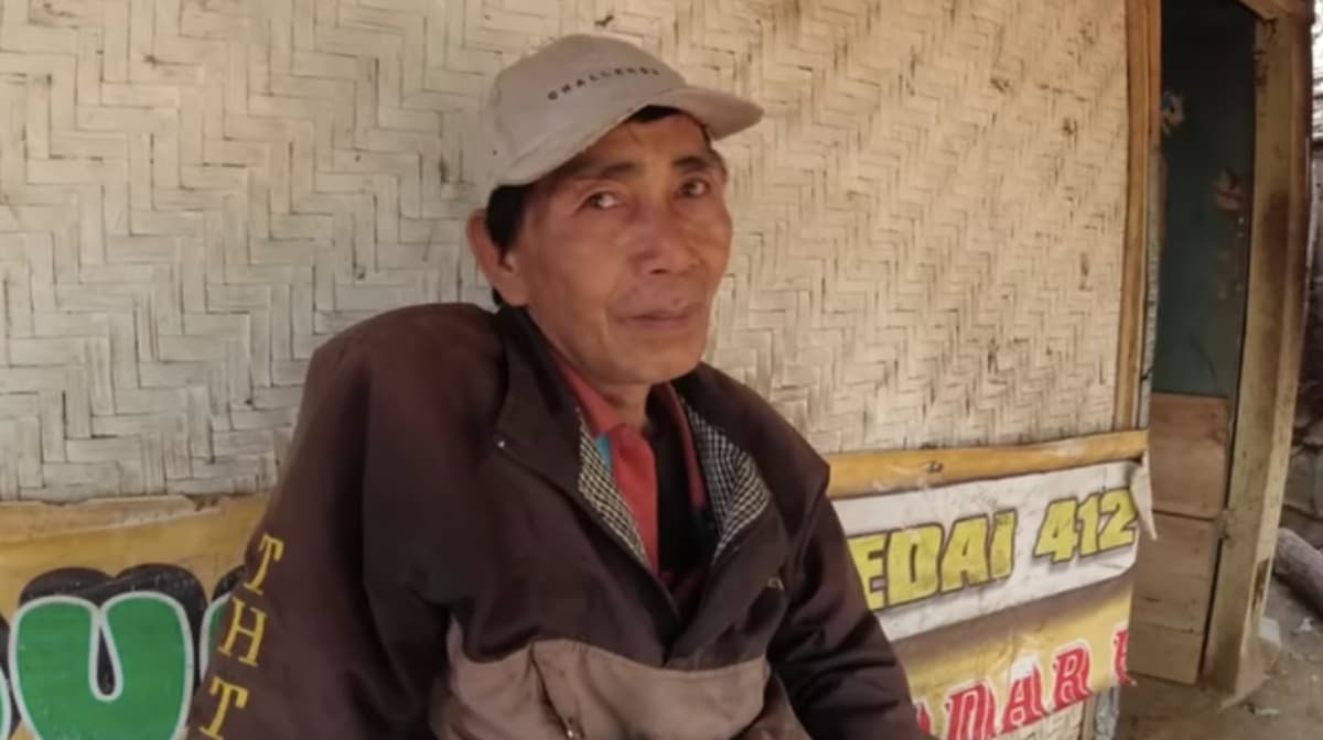 Ditinggal Menikah, Sunandar <i>Petualangan Sherina</i> Masih Pajang Foto Mantan Istri Ditinggal Menikah, Sunandar <i>Petualangan Sherina</i> Masih Pajang Foto Mantan Istri