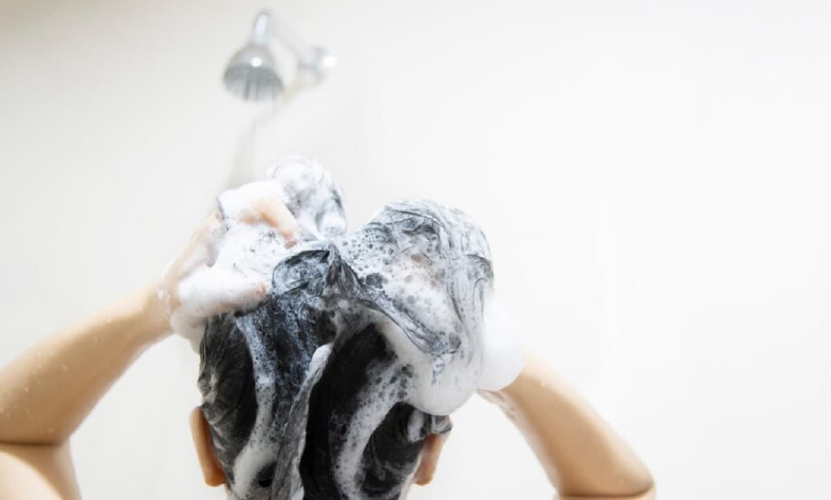 Dua Kali Sehari atau Setiap Hari, Seberapa Sering Sih Harus Keramas? Dua Kali Sehari atau Setiap Hari, Seberapa Sering Sih Harus Keramas?