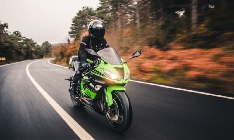 10 Rekomendasi Motor Sport di Indonesia, Harga Mulai Rp35 Jutaan 10 Rekomendasi Motor Sport di Indonesia, Harga Mulai Rp35 Jutaan