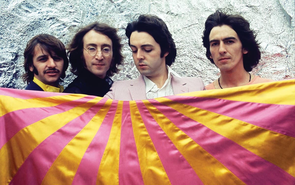 Lagu Terakhir The Beatles, <i>Now And Then</i> Resmi Dirilis Lagu Terakhir The Beatles, <i>Now And Then</i> Resmi Dirilis