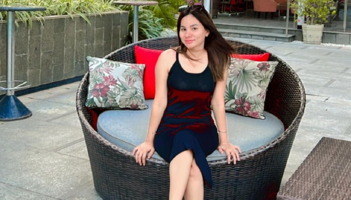 Ko Apex Umrah Bareng Dinar Candy, Istri Sah: Saya Sudah Diinjak-injak Ko Apex Umrah Bareng Dinar Candy, Istri Sah: Saya Sudah Diinjak-injak