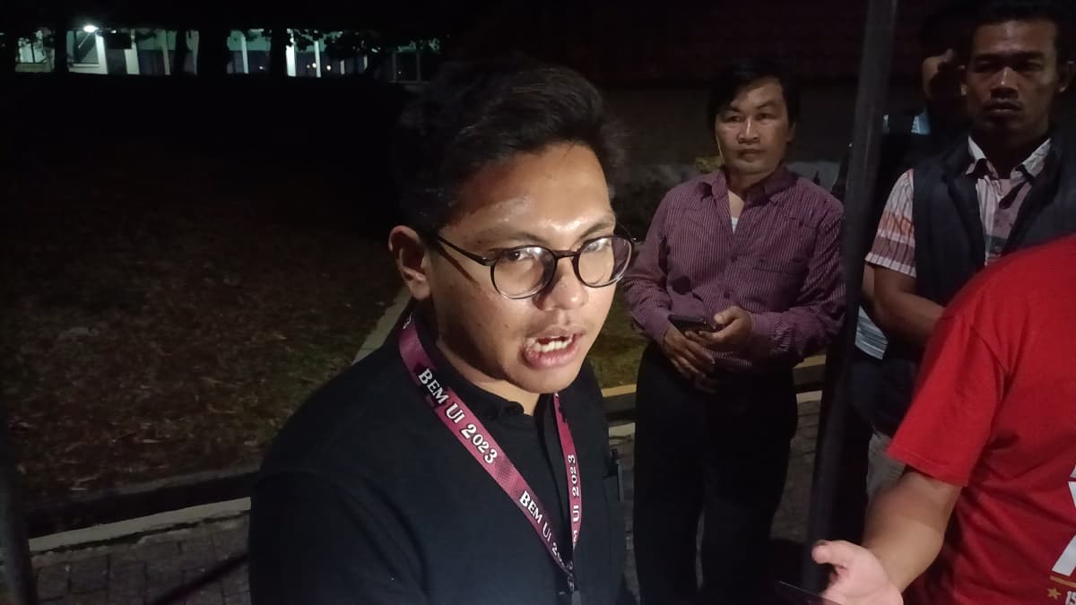 Kritisi Putusan Batas Usia Capres-Cawapres, Ketua BEM UI Mengaku Diintimidasi Aparat Kritisi Putusan Batas Usia Capres-Cawapres, Ketua BEM UI Mengaku Diintimidasi Aparat