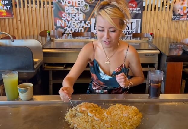 Efek Buruk Makan Nasi Goreng di Tengah Malam Menurut dr Tirta Efek Buruk Makan Nasi Goreng di Tengah Malam Menurut dr Tirta