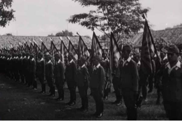 Dilatih PETA, Laskar Hizbullah Jadi Pasukan Cadangan pada Pertempuran Surabaya 10 November Dilatih PETA, Laskar Hizbullah Jadi Pasukan Cadangan pada Pertempuran Surabaya 10 November