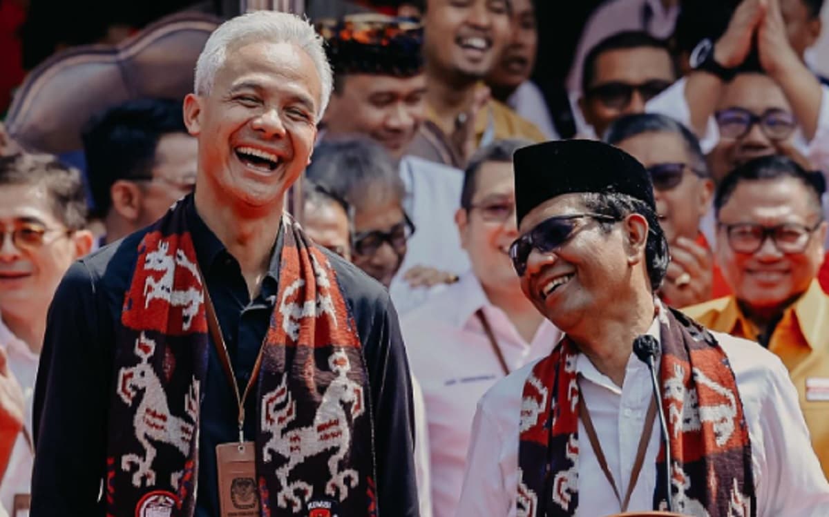 Mengenal Songket Melayu, Pakaian Adat yang Dikenakan Ganjar Pranowo di Deli Serdang Mengenal Songket Melayu, Pakaian Adat yang Dikenakan Ganjar Pranowo di Deli Serdang