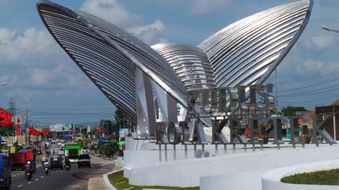 Selain Kota Kretek, Ini 4 Julukan Kudus yang Paling Populer! Selain Kota Kretek, Ini 4 Julukan Kudus yang Paling Populer!