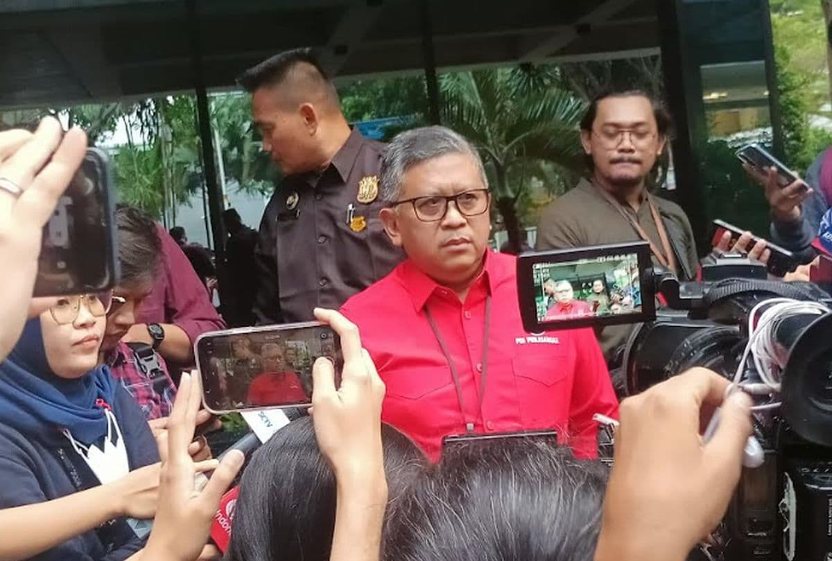 Nomor Urut Ganjar-Mahfud Bak Trisula Weda: Lambang Lurus, Benar dan Jujur Nomor Urut Ganjar-Mahfud Bak Trisula Weda: Lambang Lurus, Benar dan Jujur