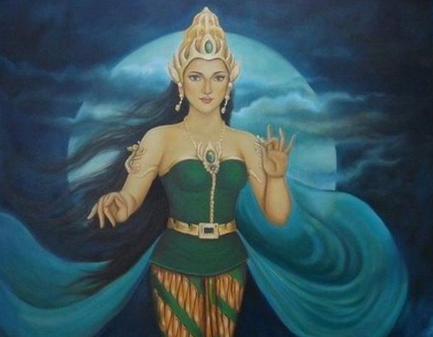 Apakah Nyi Roro Kidul dan Nyi Blorong itu Sama? Apakah Nyi Roro Kidul dan Nyi Blorong itu Sama?