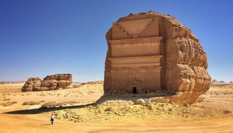 Madain Saleh, Kota Terkutuk di Arab Saudi Peninggalan Kaum Tsamud yang Pandai Memahat Gunung Madain Saleh, Kota Terkutuk di Arab Saudi Peninggalan Kaum Tsamud yang Pandai Memahat Gunung