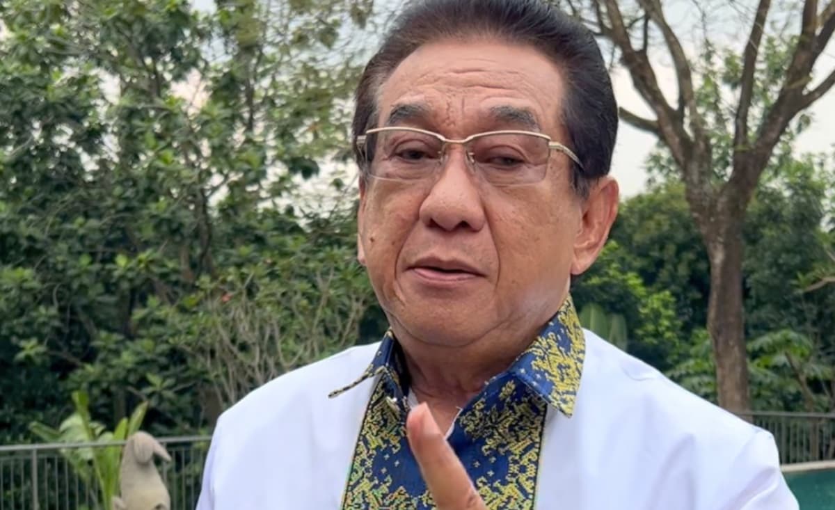 2 Tahun Menduda, Anwar Fuadi Kenalkan Calon Istri 2 Tahun Menduda, Anwar Fuadi Kenalkan Calon Istri