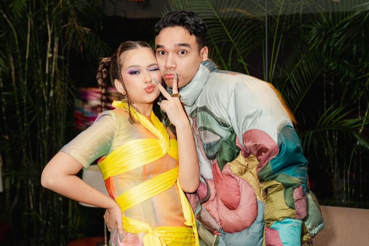 Orangtua Fadly Faisal Khawatirkan Jejak Digital Gegara Pernah Pacari Rebecca Klopper Orangtua Fadly Faisal Khawatirkan Jejak Digital Gegara Pernah Pacari Rebecca Klopper