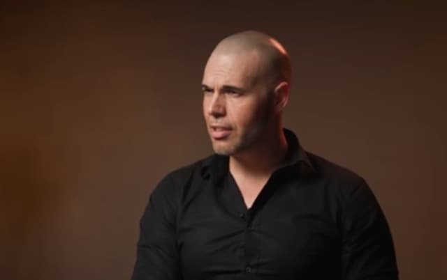 Kisah Mualaf Joram van Klaveren sang Penulis Buku Anti-Islam Asal Belanda Kisah Mualaf Joram van Klaveren sang Penulis Buku Anti-Islam Asal Belanda